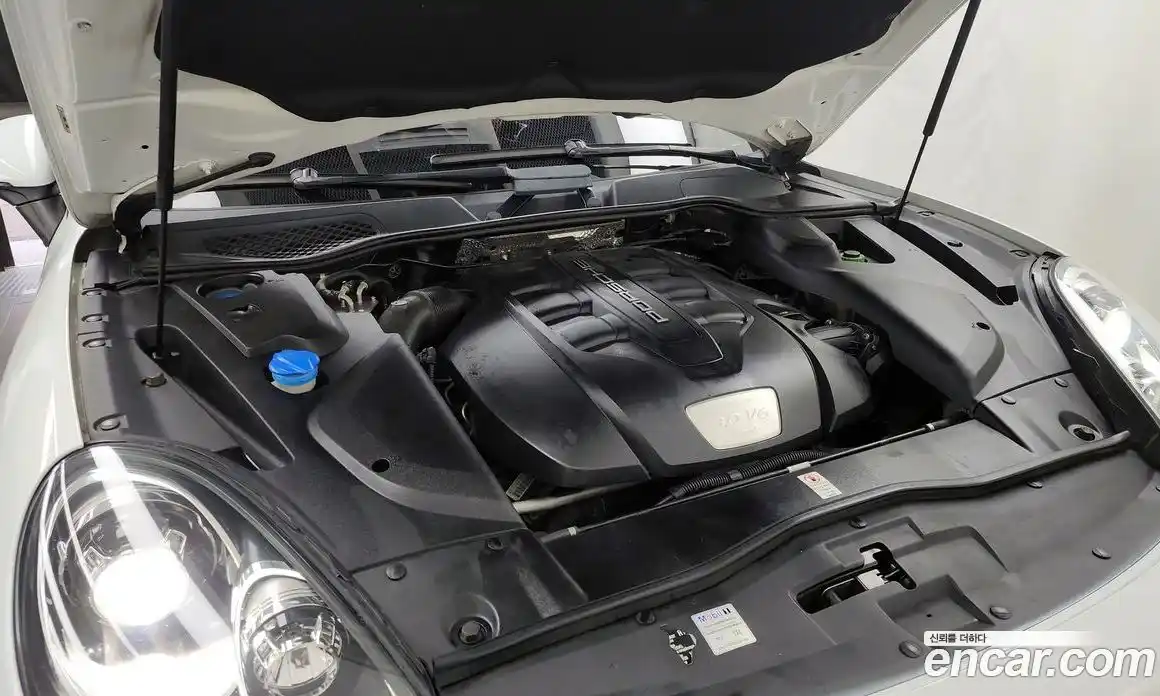 Porsche Cayenne 2015 3.0 Автомат в Москве № 277502, фото 6