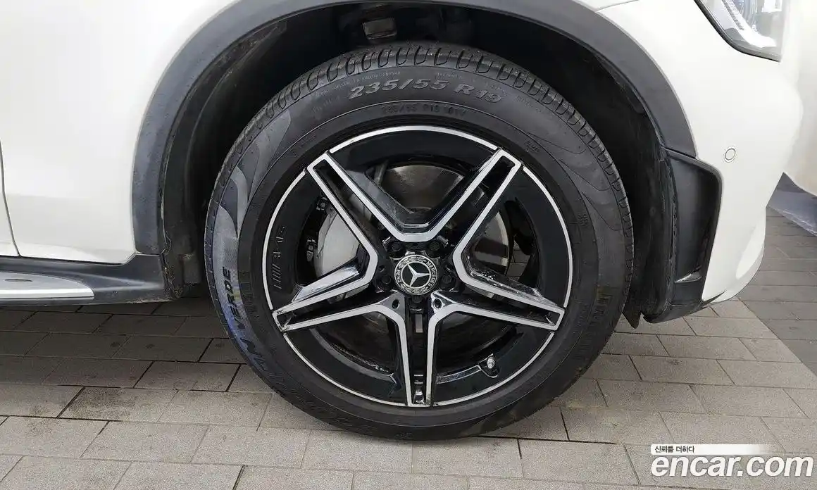 Mercedes-Benz GLC-Class 2023 2.0 Автомат в Москве № 286814, фото 12