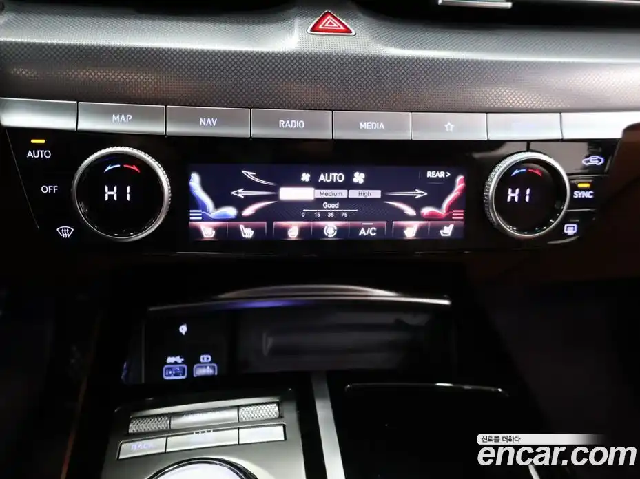 Genesis G80 2024 2.5 Автомат в Москве № 289541, фото 16