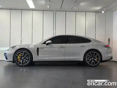 Porsche Panamera 2023 4.0 Автомат в Москве № 297174, миниатюра 6