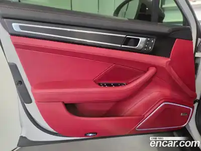 Porsche Panamera 2023 4.0 Автомат в Москве № 297174, миниатюра 10