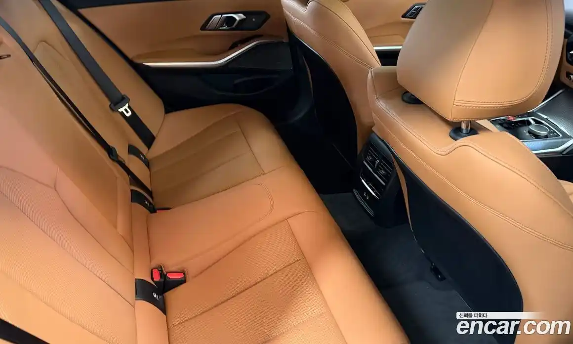 BMW 3-Series 2025 2.0 Автомат в Москве № 302427, фото 10