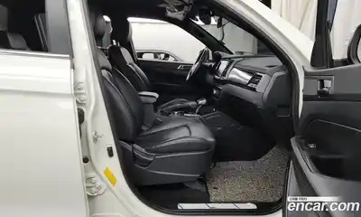 SsangYong Rexton 2022 2.2 Автомат в Москве № 30564, миниатюра 3