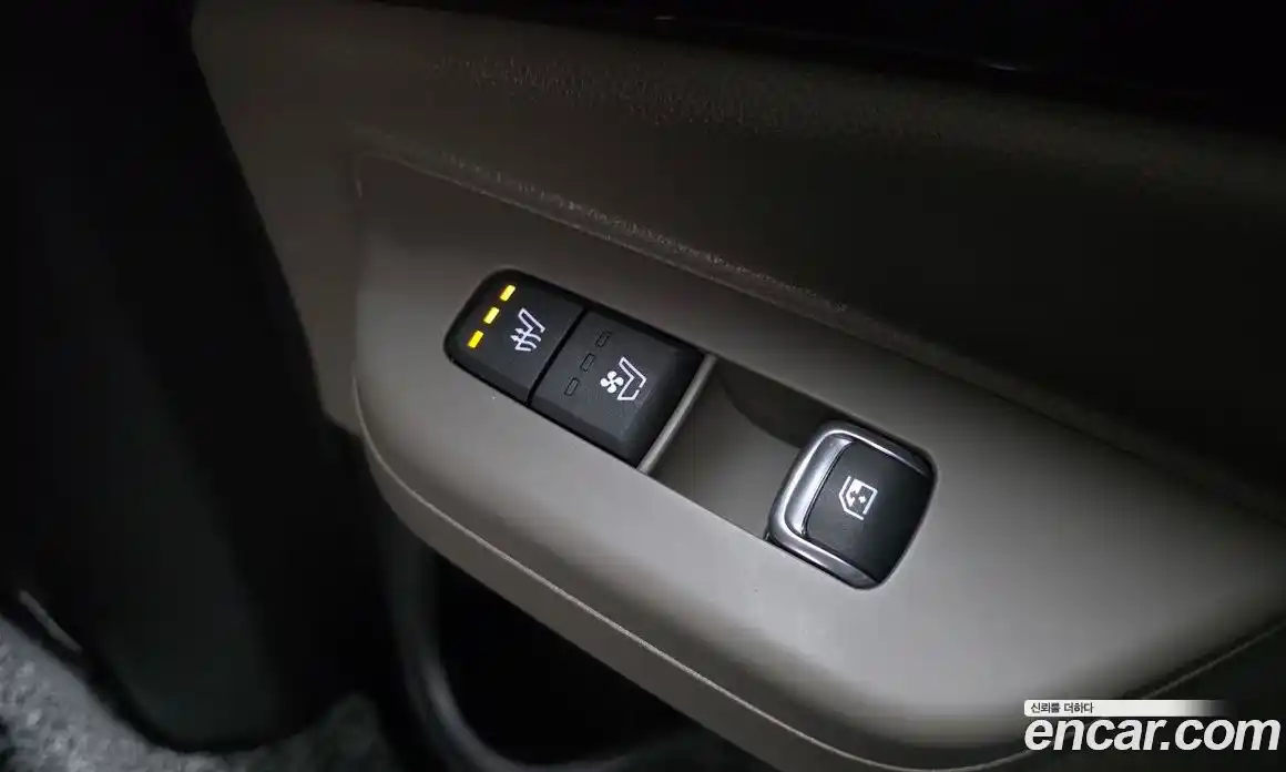 Kia Canival 2025 3.5 Автомат в Москве № 306733, фото 17