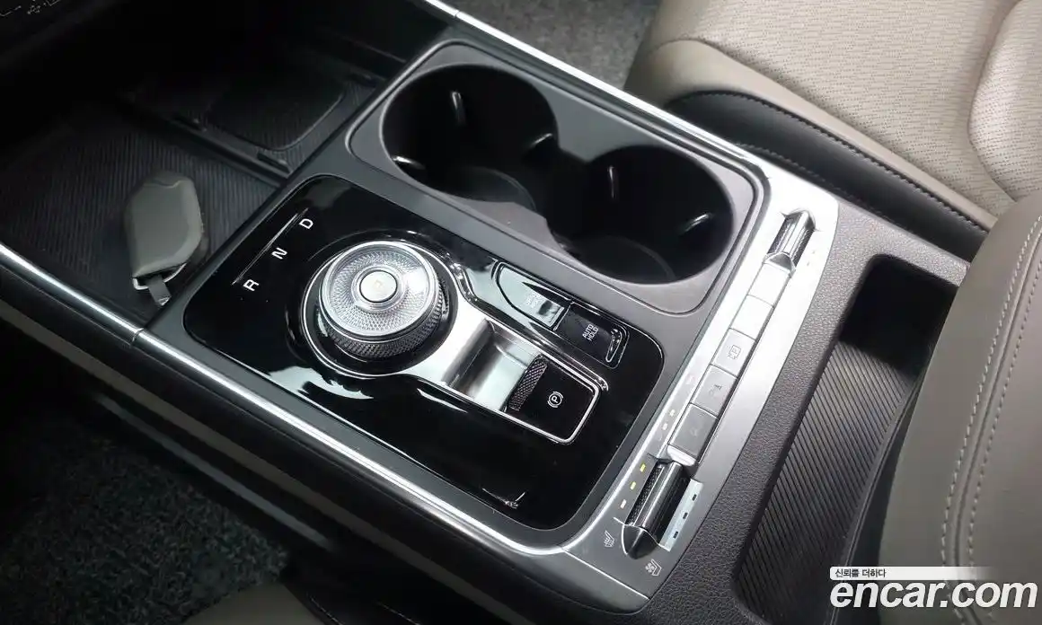 Kia Canival 2025 3.5 Автомат в Москве № 306733, фото 6