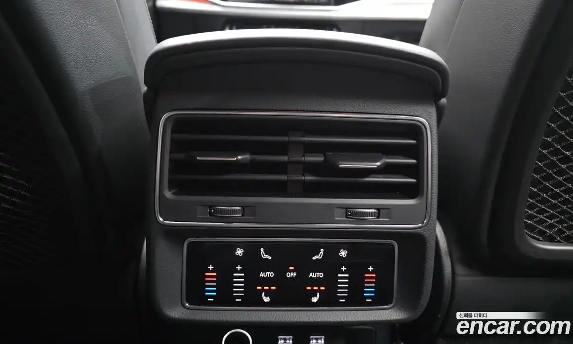 Audi Q8 2020 3.0 Автомат в Москве № 311952, фото 5