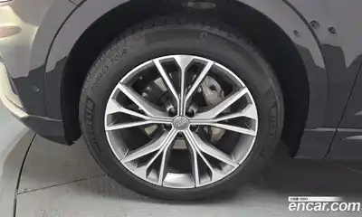 Audi Q8 2020 3.0 Автомат в Москве № 311952, миниатюра 10