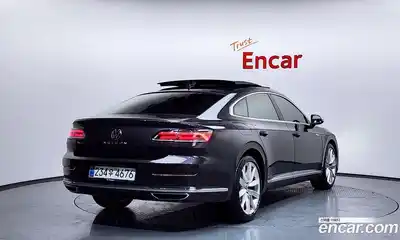 Volkswagen Arteon 2023 2.0 Автомат в Москве № 317784, миниатюра 2