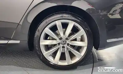 Volkswagen Arteon 2023 2.0 Автомат в Москве № 317784, миниатюра 5