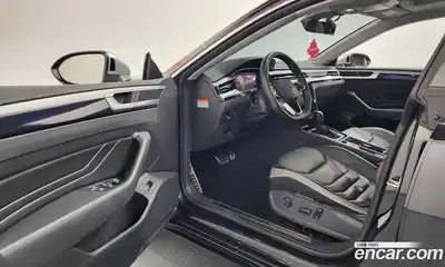 Volkswagen Arteon 2023 2.0 Автомат в Москве № 317784, миниатюра 10