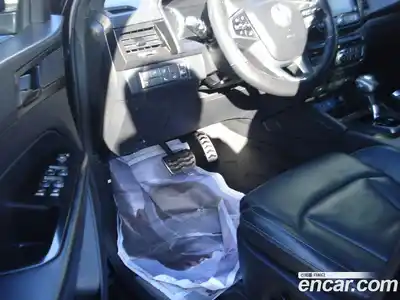 SsangYong Rexton 2020 2.2 Автомат в Москве № 33378, миниатюра 7