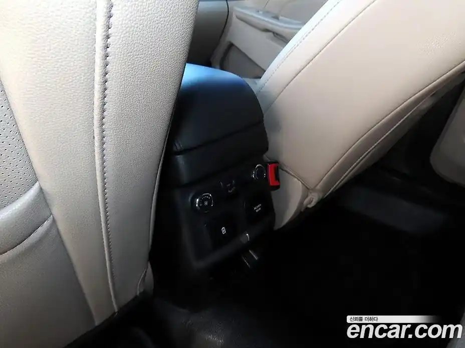 Ford Explorer 2018 2.3 Автомат в Москве № 335366, фото 16