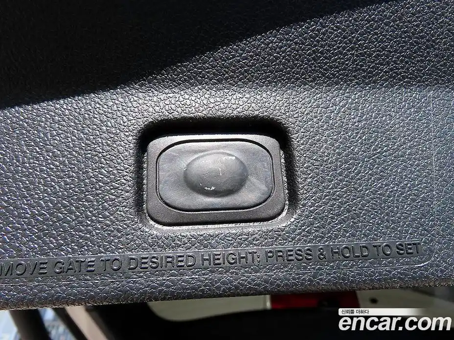 Ford Explorer 2018 2.3 Автомат в Москве № 335366, фото 17