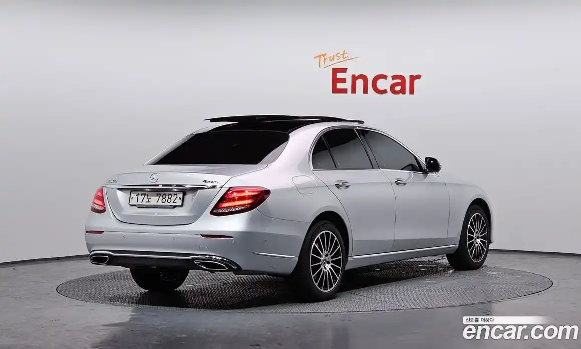 Mercedes-Benz E-Class 2019 2.0 Автомат в Москве № 343017, фото 17