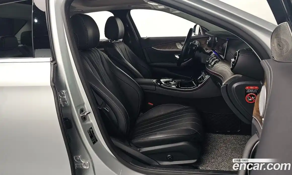 Mercedes-Benz E-Class 2019 2.0 Автомат в Москве № 343017, фото 18