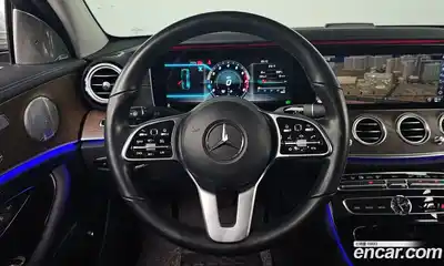 Mercedes-Benz E-Class 2019 2.0 Автомат в Москве № 343017, миниатюра 4