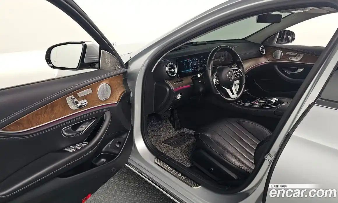 Mercedes-Benz E-Class 2019 2.0 Автомат в Москве № 343017, фото 7