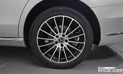 Mercedes-Benz E-Class 2019 2.0 Автомат в Москве № 343017, миниатюра 10