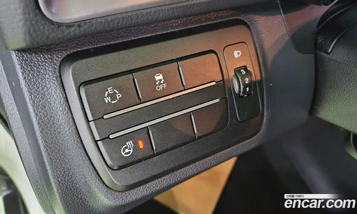 SsangYong TIBOLI 2016 1.6 Автомат в Москве № 34740, фото 17