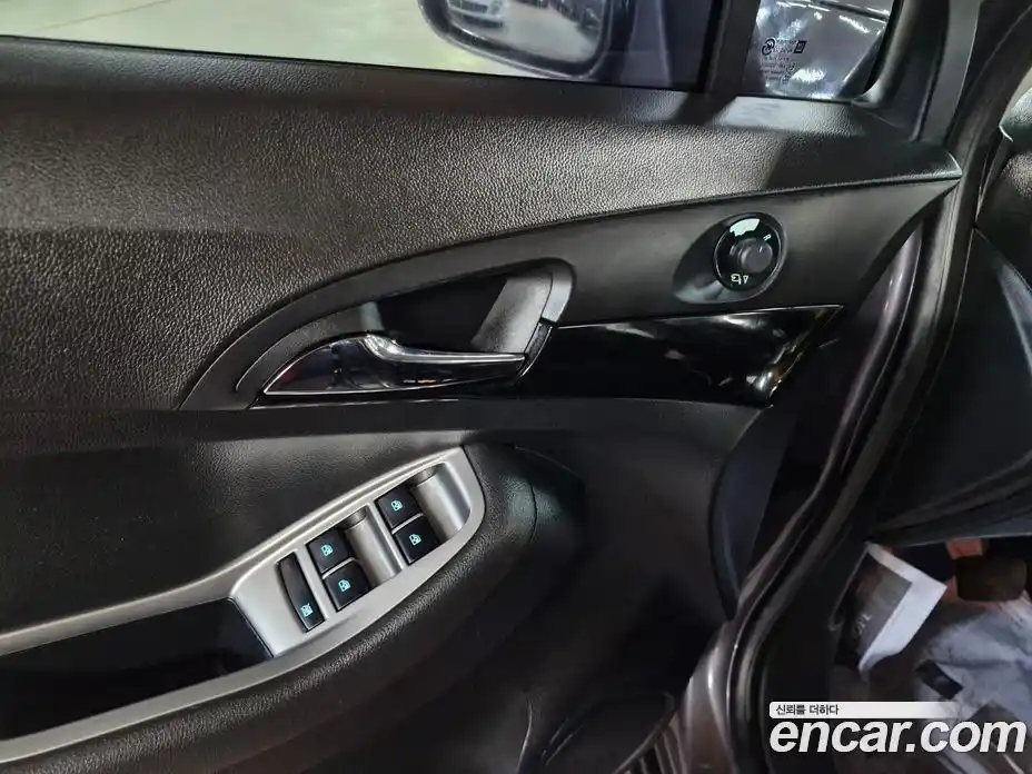 Chevrolet Orlando 2012 2.0 Автомат в Москве № 355185, фото 13