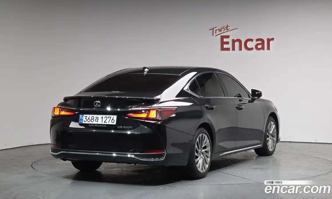 Lexus ES 2026 2.5 Автомат в Москве № 355819, фото 1