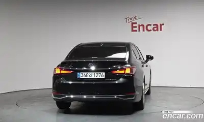 Lexus ES 2026 2.5 Автомат в Москве № 355819, миниатюра 3