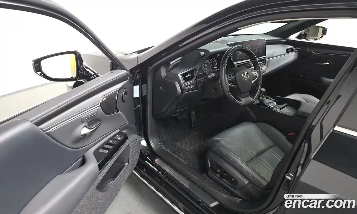 Lexus ES 2026 2.5 Автомат в Москве № 355819, фото 9