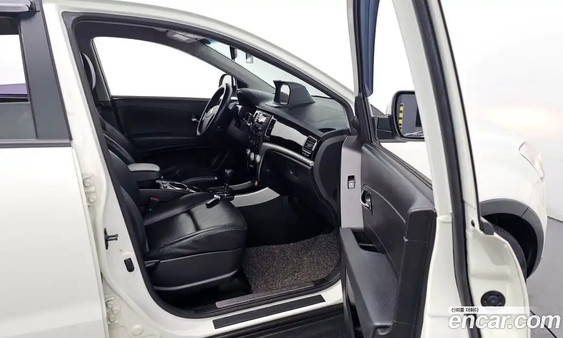 SsangYong Korando 2013 2.0 Автомат в Москве № 35712, фото 12