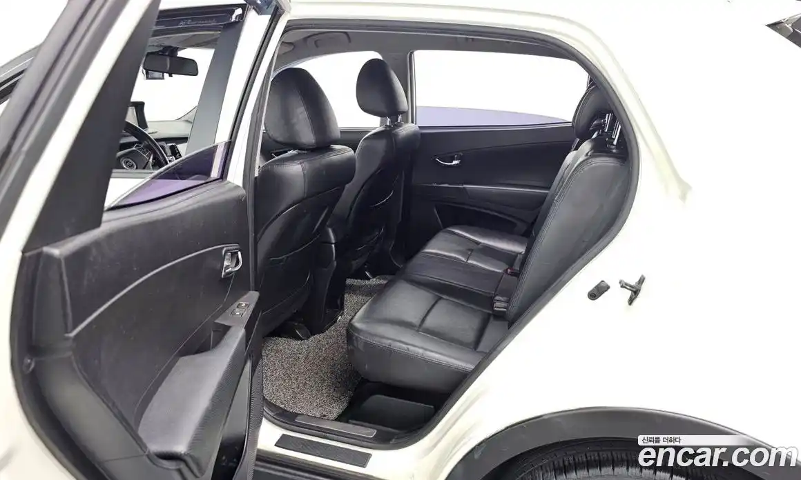 SsangYong Korando 2013 2.0 Автомат в Москве № 35712, фото 3