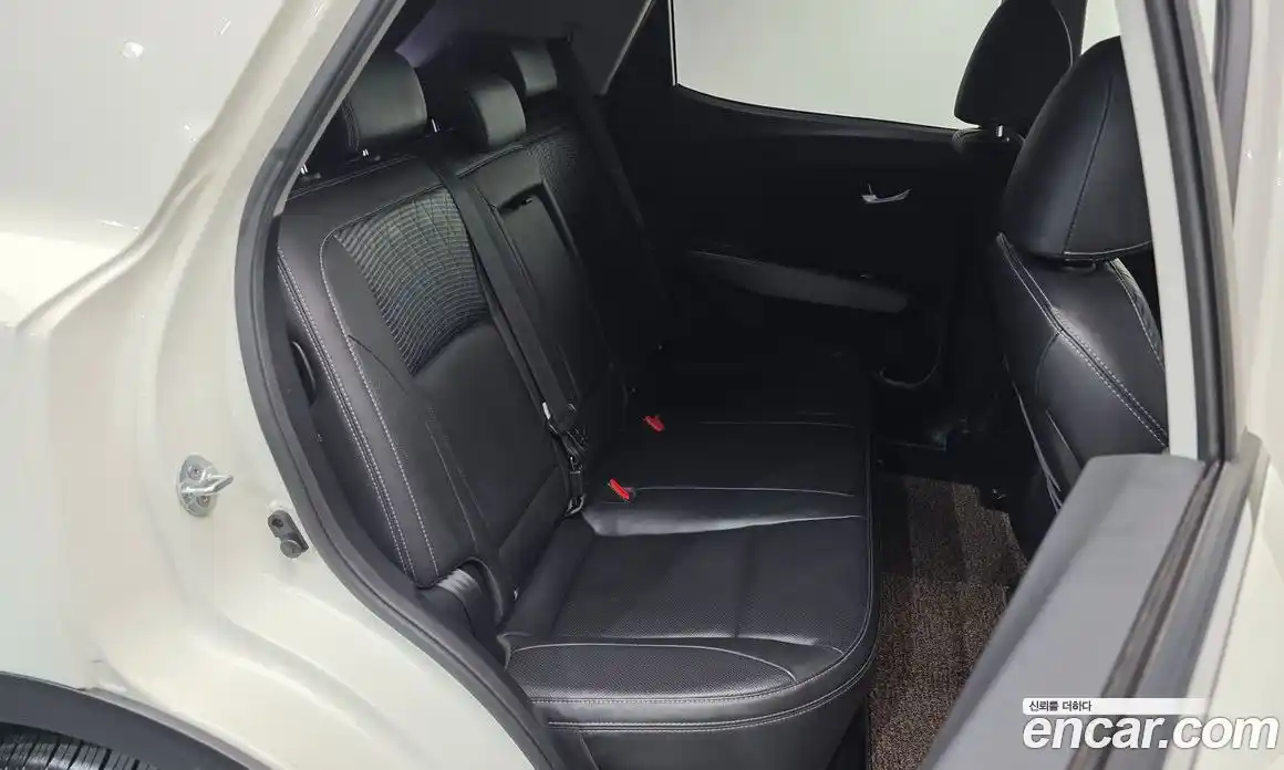 SsangYong TIBOLI 2018 1.6 Автомат в Москве № 366955, фото 12