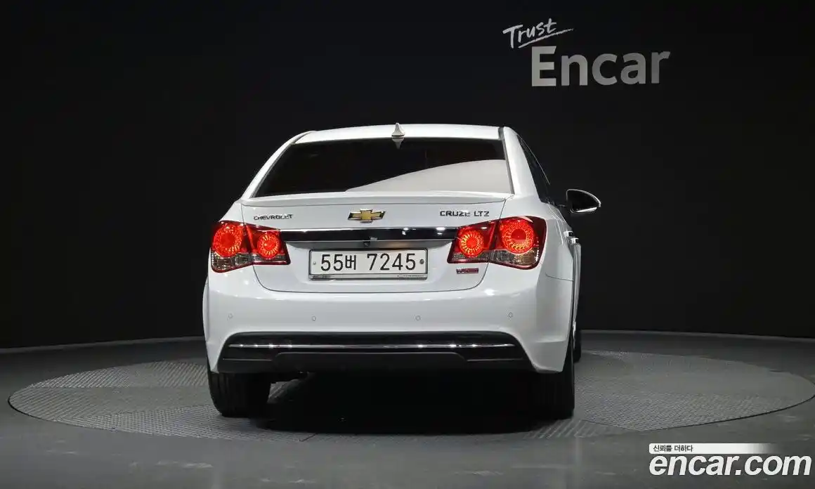 Chevrolet Cruze 2014 1.4 Автомат в Москве № 37389, фото 5