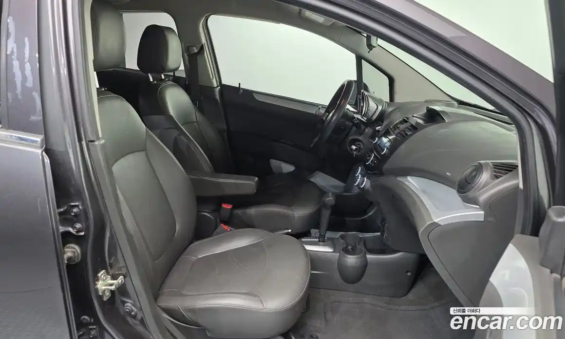 Chevrolet Spark 2014 1.0 Автомат в Москве № 38787, фото 10