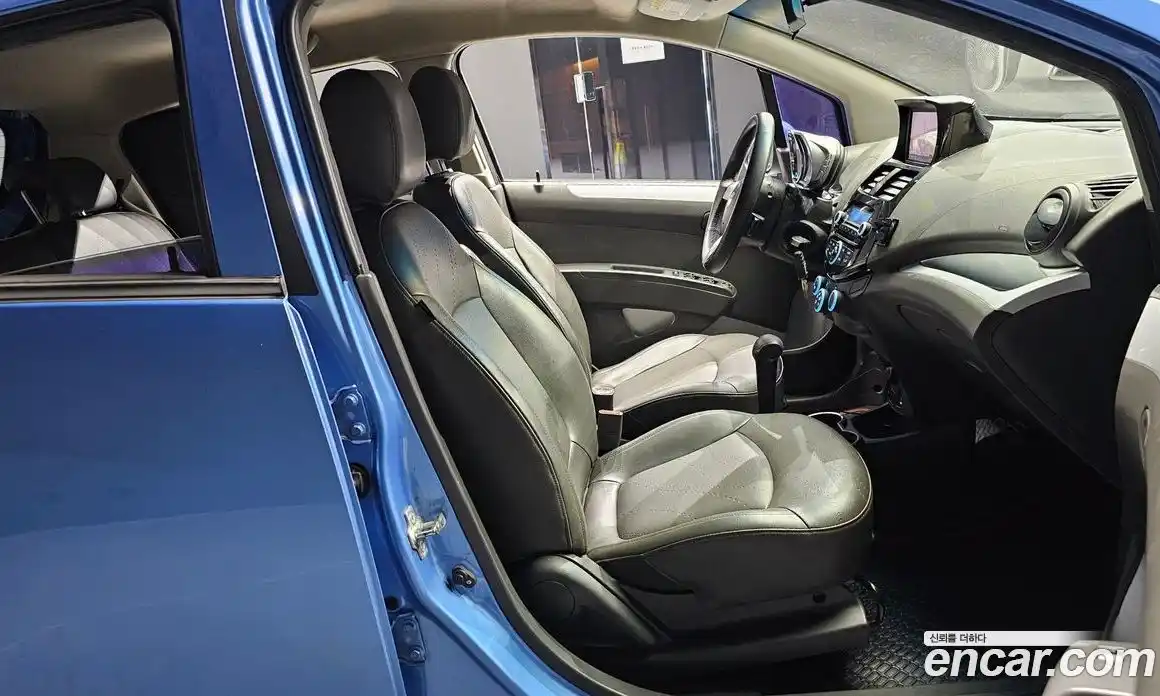 Chevrolet Spark 2014 1.0 Автомат в Москве № 39002, фото 13