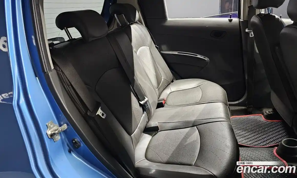 Chevrolet Spark 2014 1.0 Автомат в Москве № 39002, фото 3