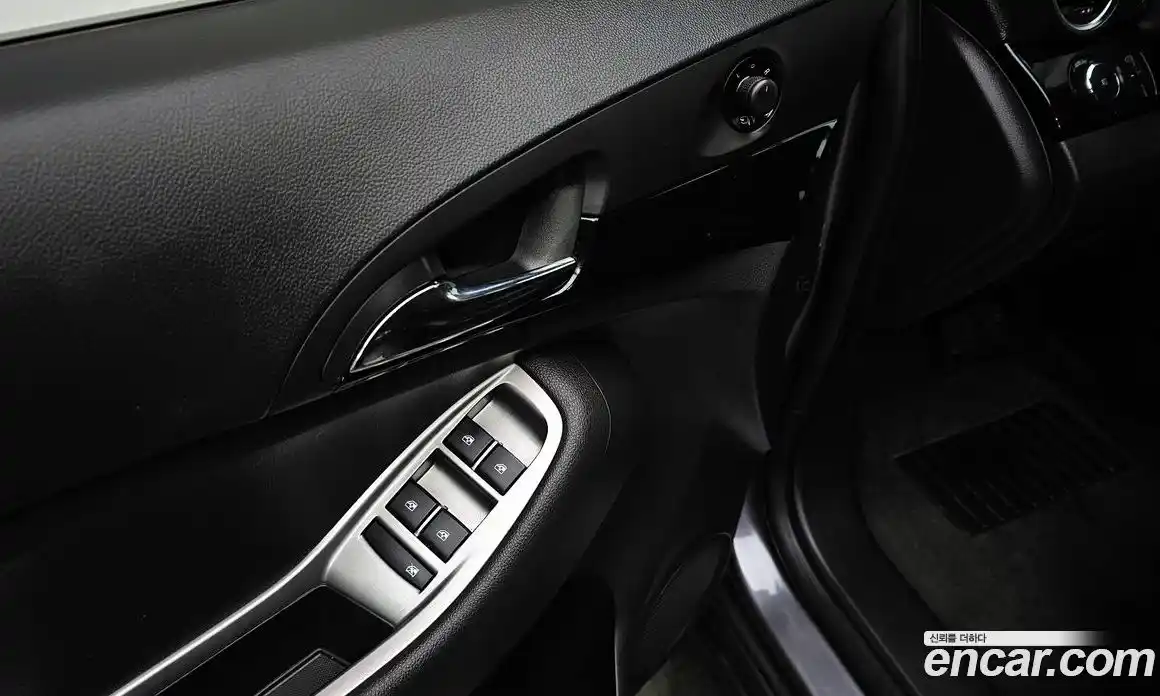 Chevrolet Orlando 2012 2.0 Автомат в Москве № 40565, фото 8