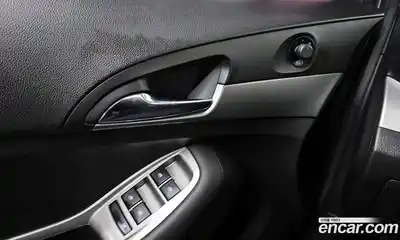 Chevrolet Orlando 2012 2.0 Автомат в Москве № 41462, миниатюра 11