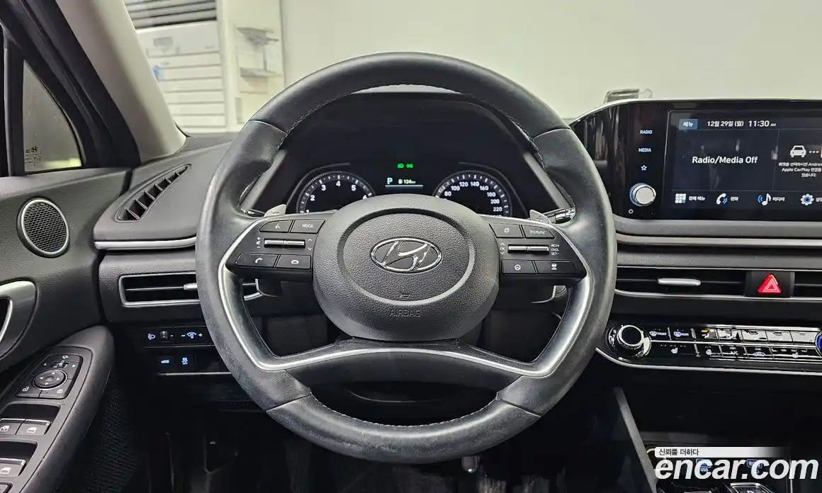 Hyundai Sonata 2022 1.6 Автомат в Москве № 47641, фото 12