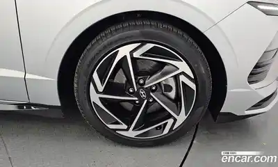 Hyundai Sonata 2024 1.6 Автомат в Москве № 49615, миниатюра 12