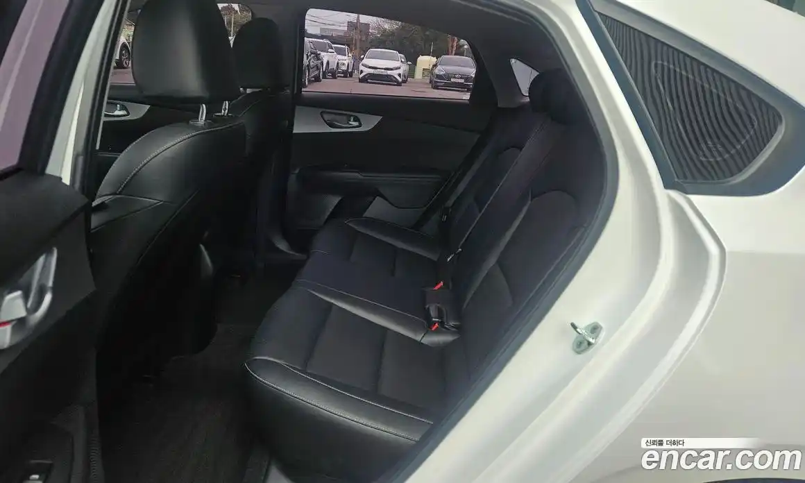 Kia K3 2022 1.6 Автомат в Москве № 55156, фото 8