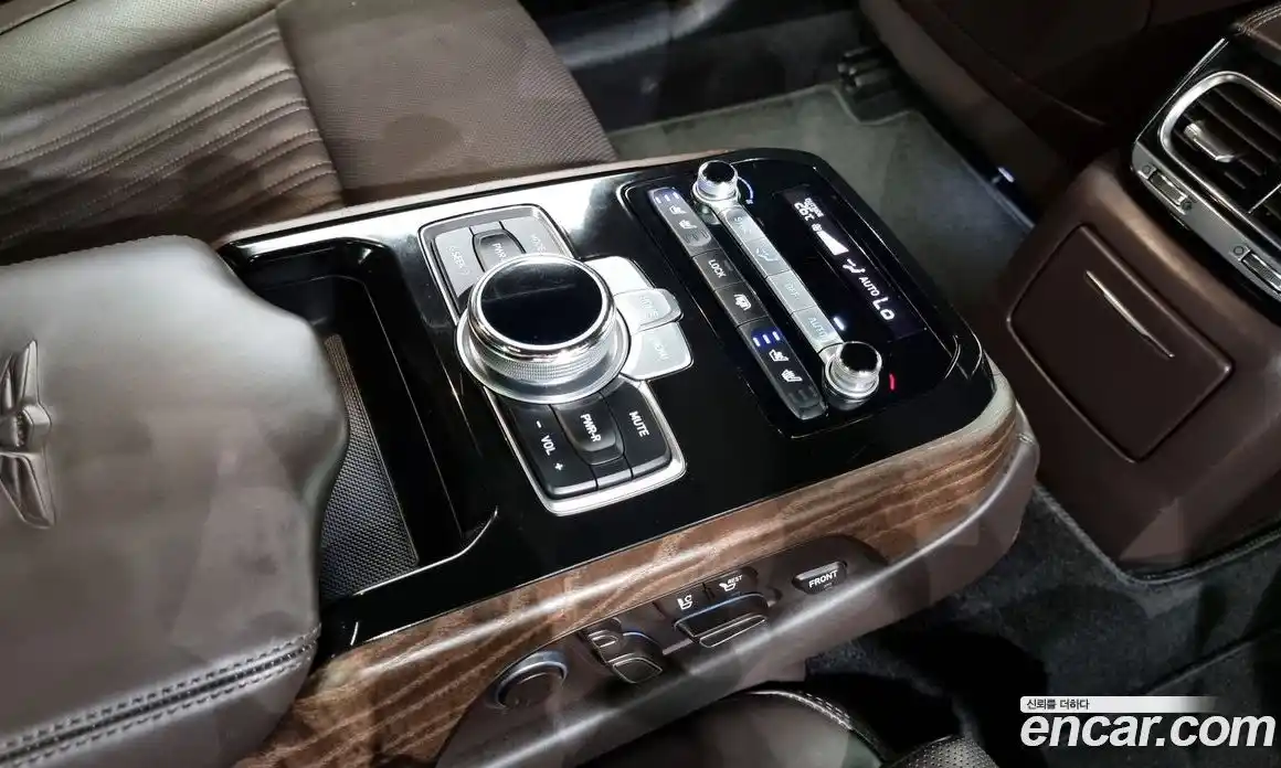 Genesis G90 2020 5.0 Автомат в Москве № 57289, фото 13