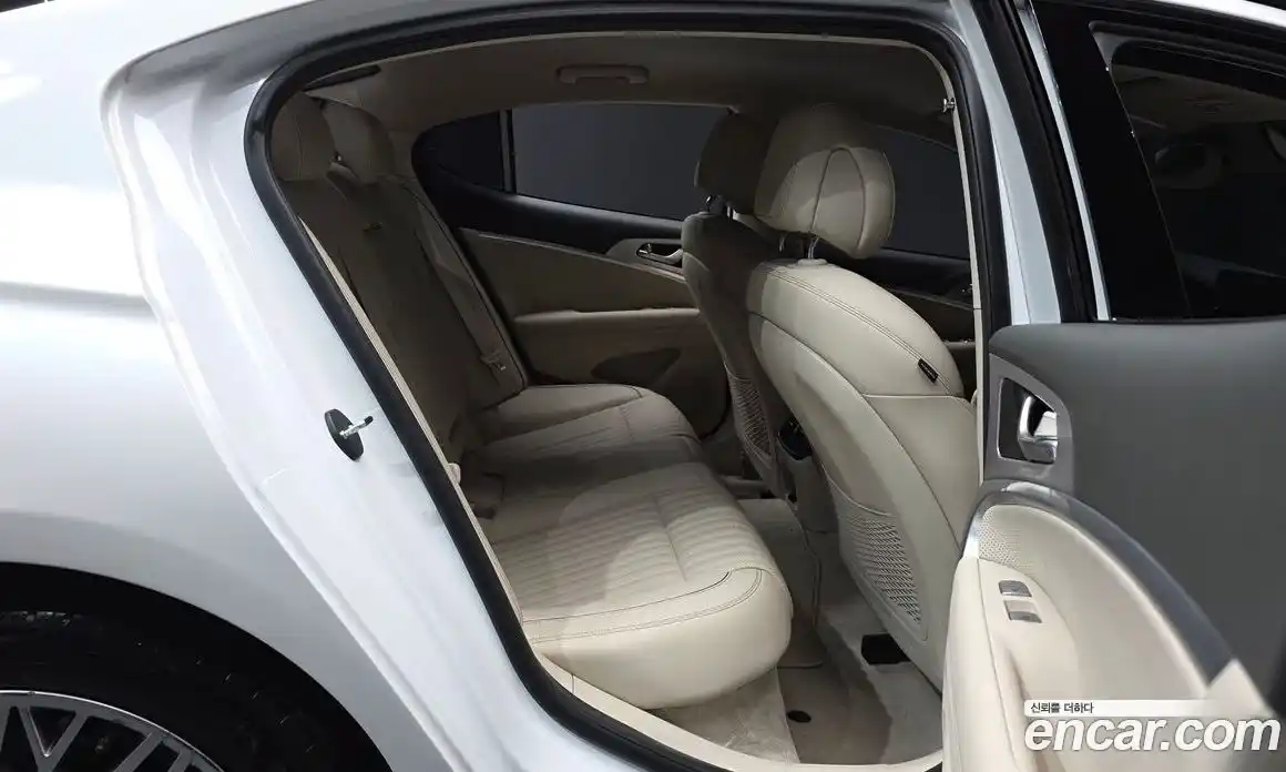 Genesis G70 2021 2.0 Автомат в Москве № 57431, фото 12