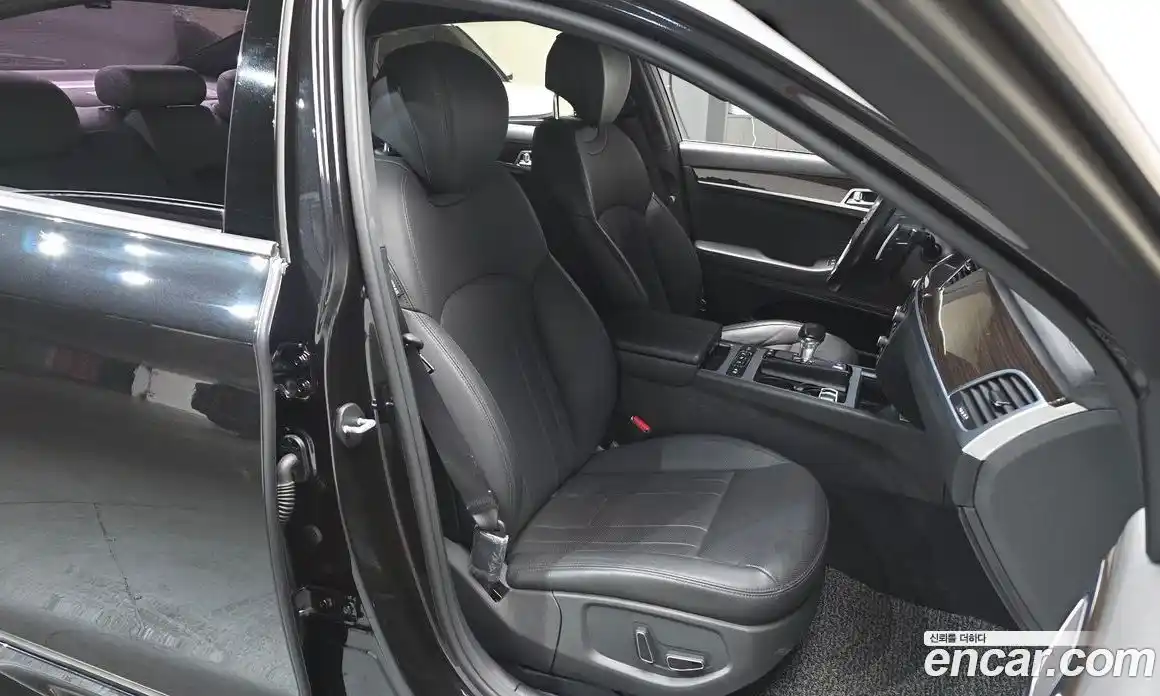 Genesis G80 2019 3.3 Автомат в Москве № 84893, фото 18