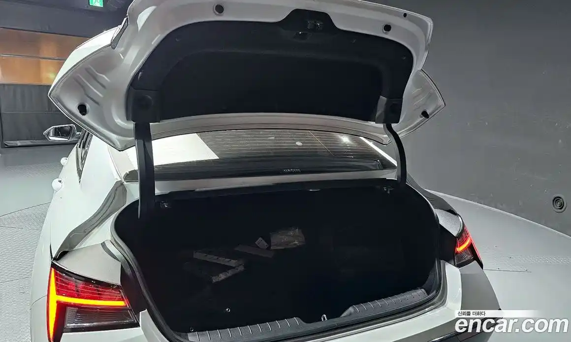 Hyundai Avante 2024 1.6 Автомат в Москве № 8587, фото 9