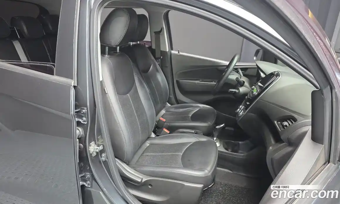 Chevrolet Spark 2017 1.0 Автомат в Москве № 86839, фото 3