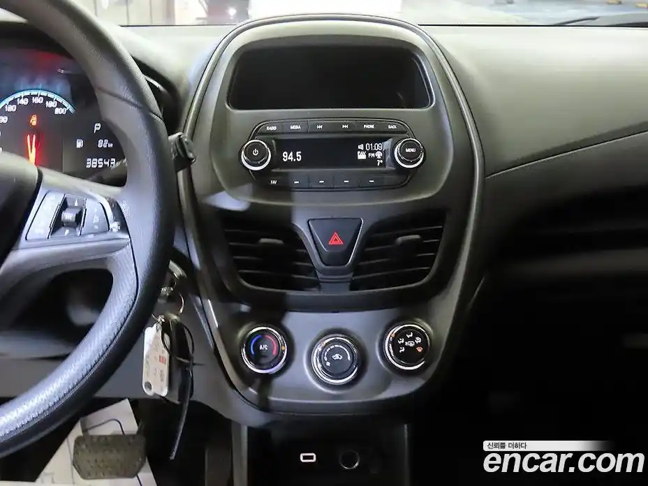 Chevrolet Spark 2020 1.0 Автомат в Москве № 104407, фото 9