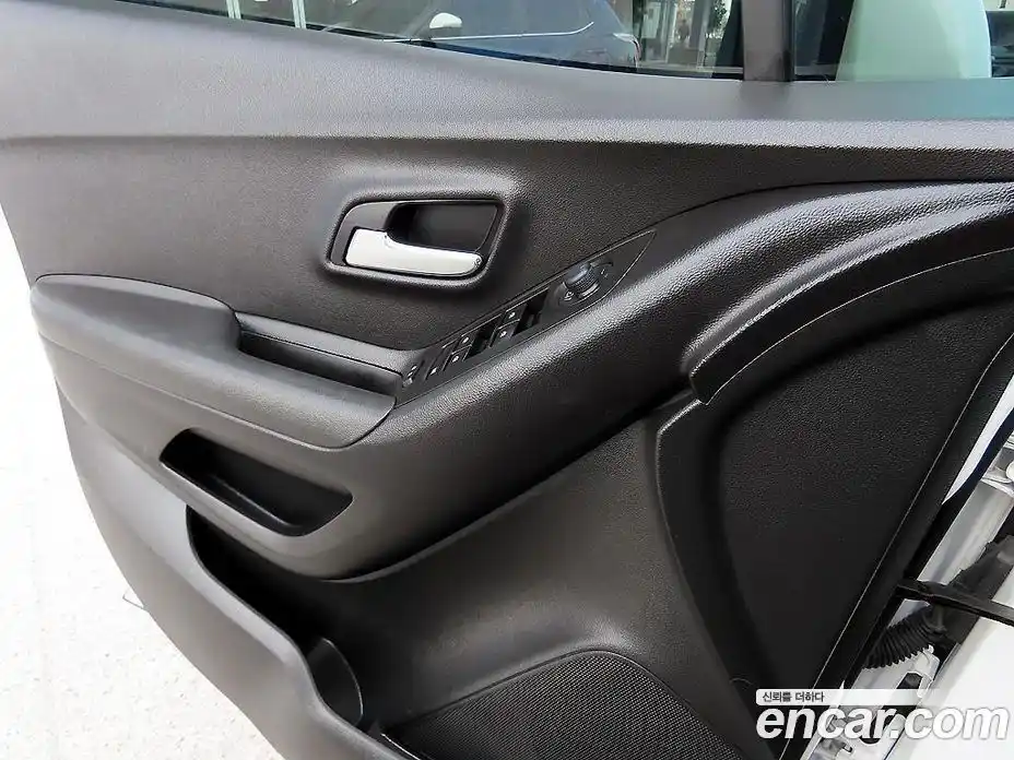 Chevrolet Trax 2018 1.4 Автомат в Москве № 104634, фото 11