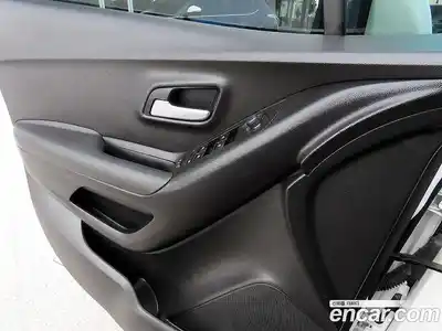 Chevrolet Trax 2018 1.4 Автомат в Москве № 104634, миниатюра 11