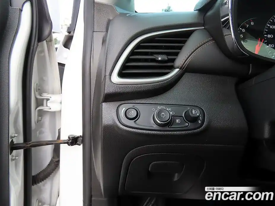 Chevrolet Trax 2018 1.4 Автомат в Москве № 104634, фото 12