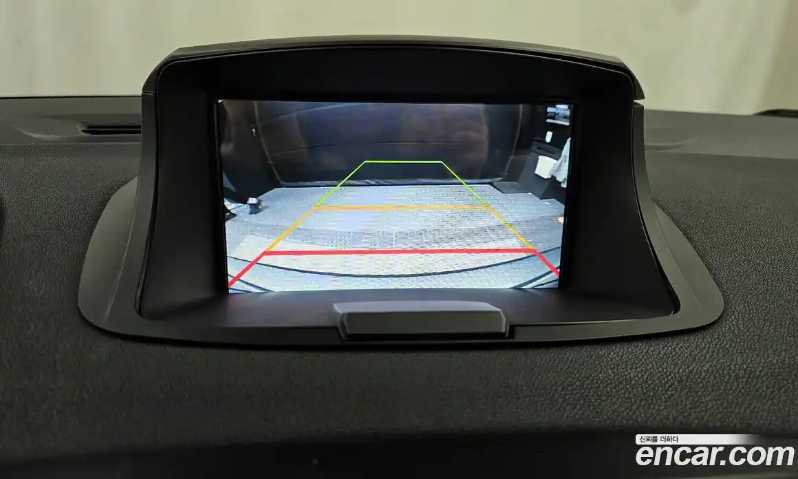 Renault SM3 2016 1.6 Автомат в Москве № 106088, фото 17