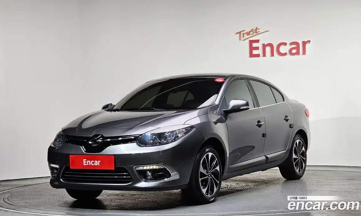 Renault SM3 2016 1.6 Автомат в Москве № 106088, фото 9